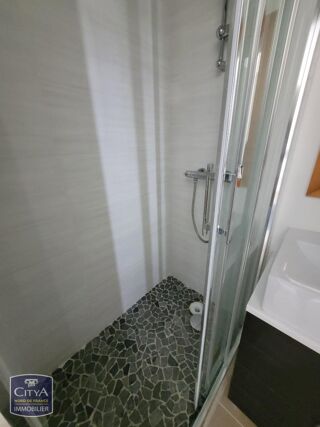  Appartement à louer 1 pièce 21 m²