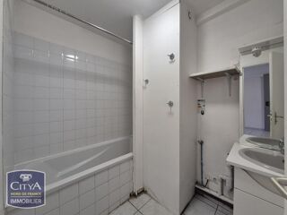  Appartement à louer 3 pièces 74 m²