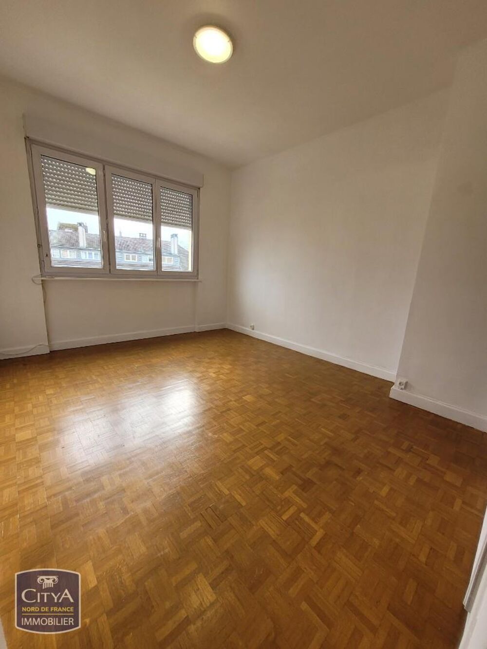 Location Appartement T3 HYPER CENTRE AVEC BALCONS ET PARKING Cambrai