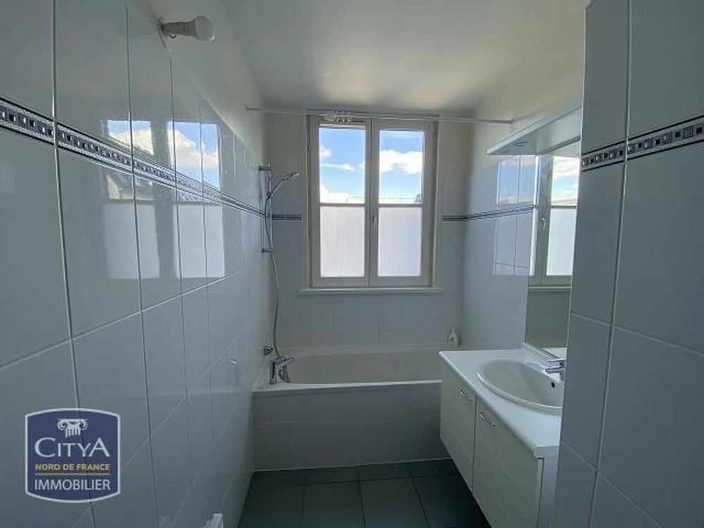 location Appartement - 3 pièce(s) - 85 m² Lille (59800)