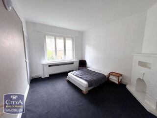  Appartement à louer 4 pièces 79 m²
