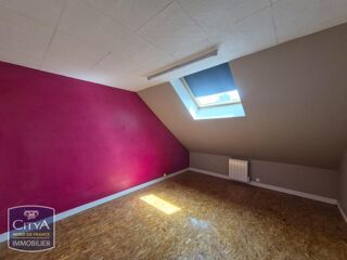  Appartement à louer 3 pièces 76 m²