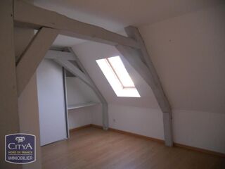  Appartement à louer 3 pièces 86 m²