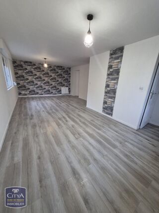 Location Appartement Appartement de type duplex Calais