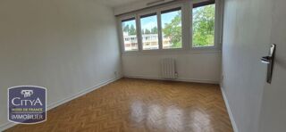  Appartement � louer 3 pi�ces 73 m�