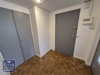  Appartement à louer 2 pièces 44 m²