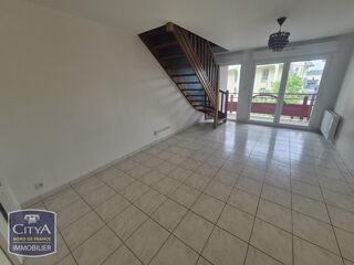  Appartement à louer 3 pièces 48 m²