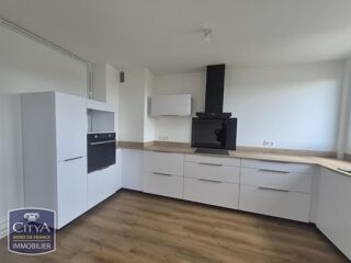  Appartement à louer 4 pièces 108 m²