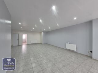 Appartement à louer 4 pièces 127 m²