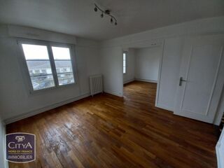  Appartement à louer 3 pièces 73 m²