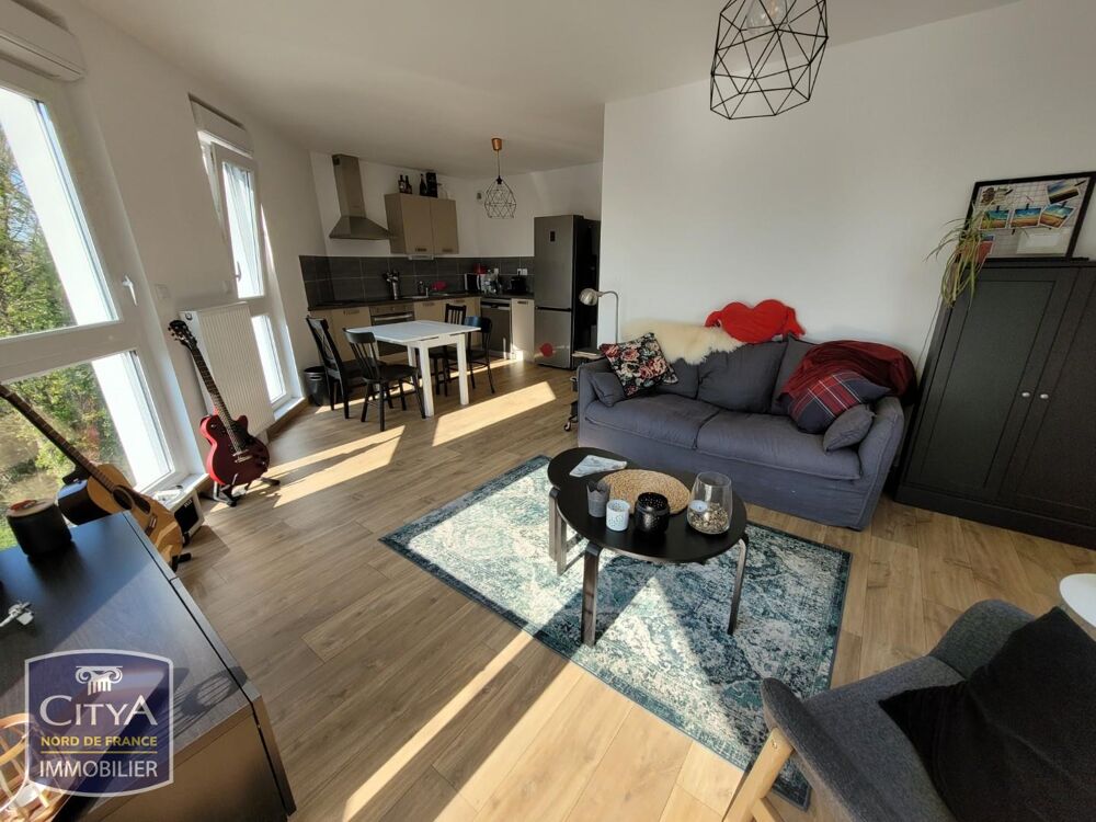 APPARTEMENT DE TROIS PIECES RECENT PROCHE DE LA GARE