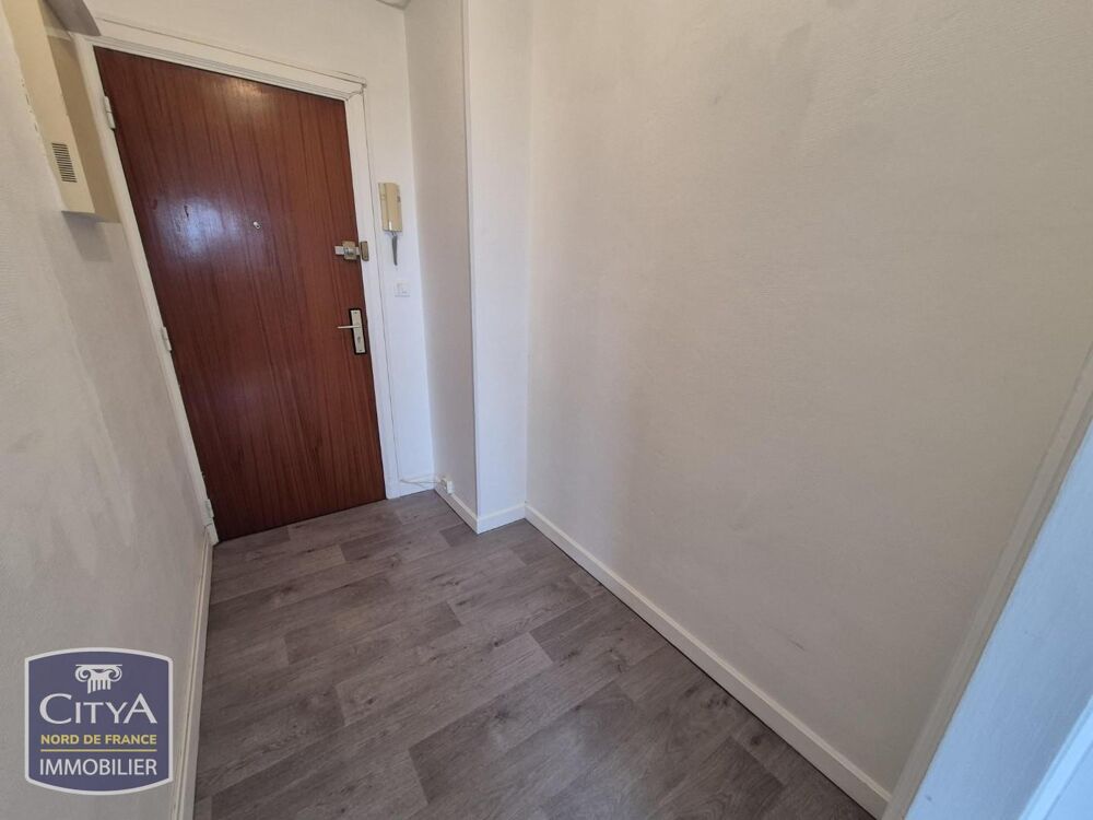 STUDIO FIVES PROCHE METRO MARBRERIE