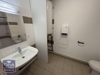  Appartement à louer 2 pièces 64 m² Dunkerque