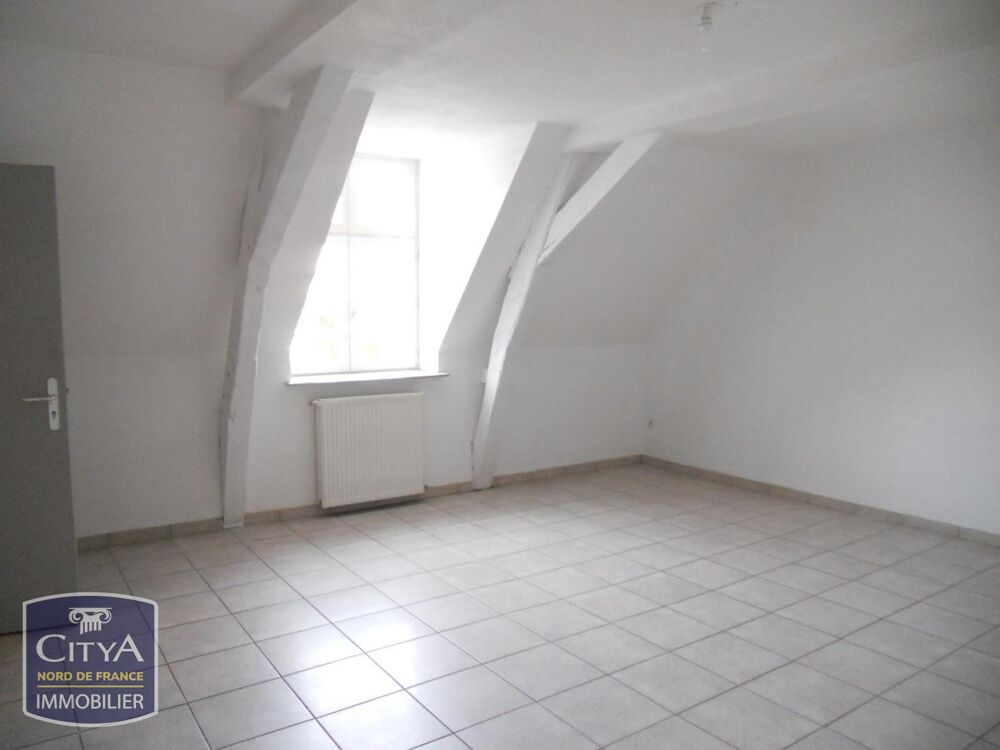location Appartement - 4 pièce(s) - 81 m² Saint-Omer (62500)