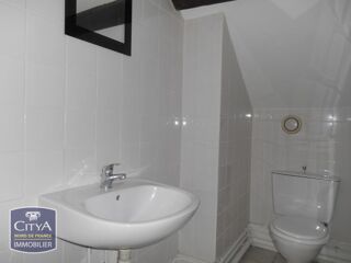  Appartement à louer 1 pièce 28 m²