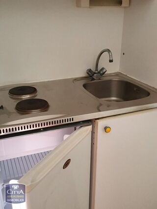  Appartement à louer 1 pièce 19 m²