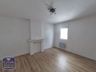  Appartement à louer 4 pièces 127 m²