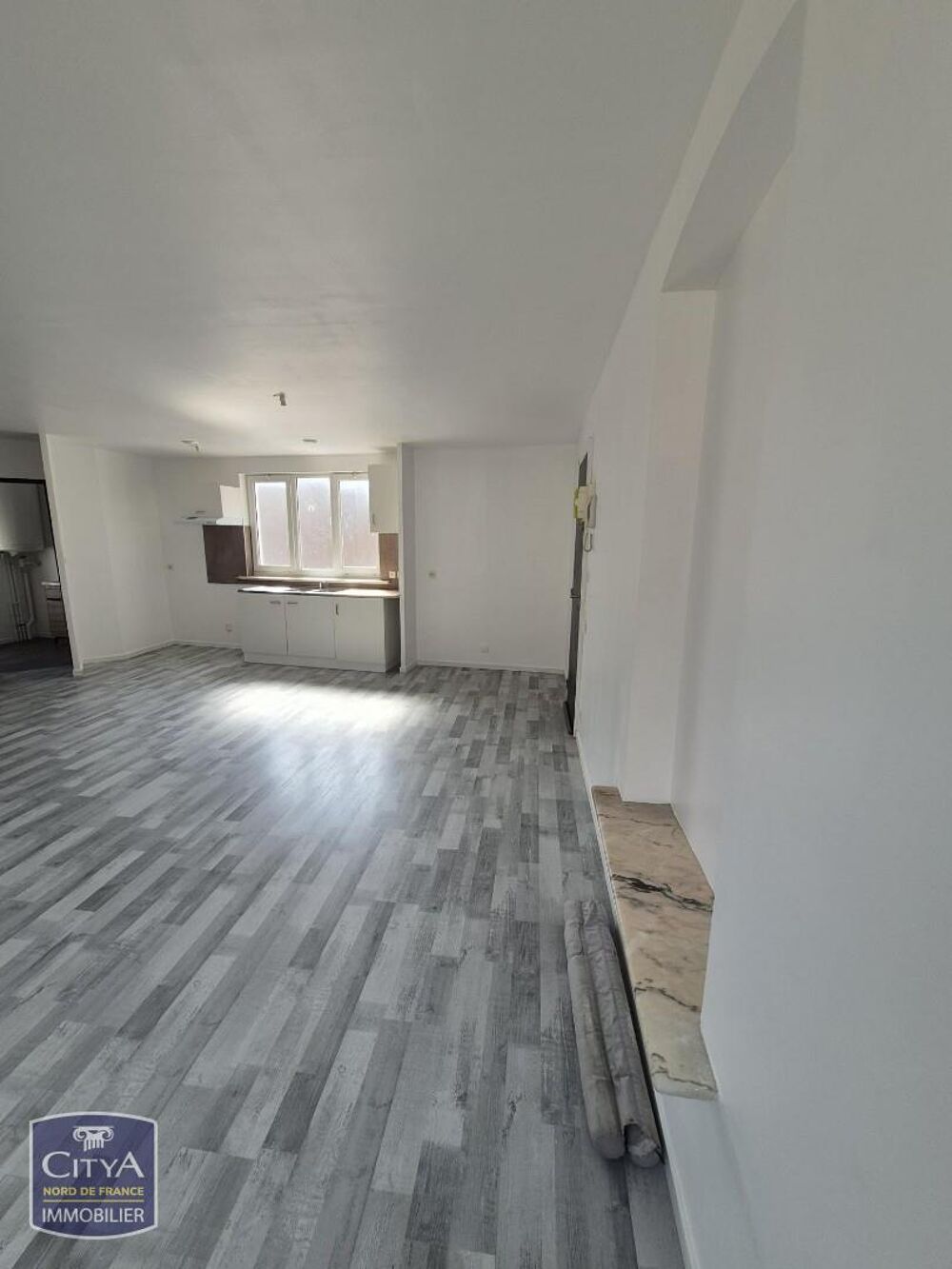 En centre ville de caudry Appartement type 2 situé au 1 ....