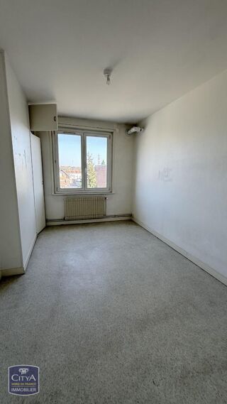  Appartement à louer 3 pièces 79 m²