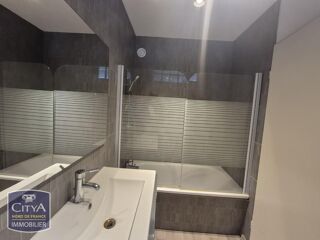  Appartement à louer 3 pièces 73 m²