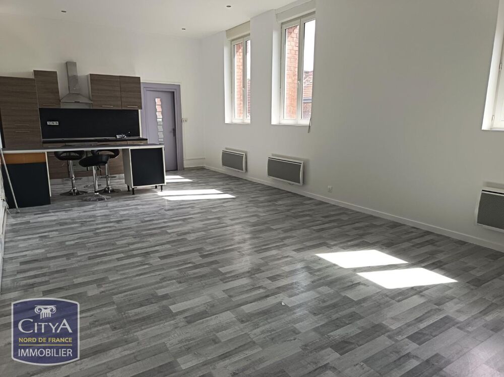 Location Appartement GRAND T2 PROCHE GARE / CENTRE VILLE/ JARDIN PUBLIC Cambrai