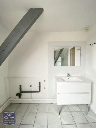  Appartement à louer 3 pièces 76 m²