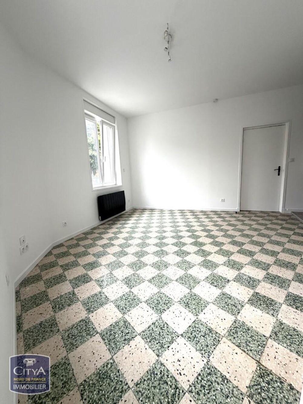 Location Appartement APPARTEMENT DE TYPE 2 - CENTRE VILLE Calais