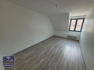  Appartement à louer 4 pièces 87 m²