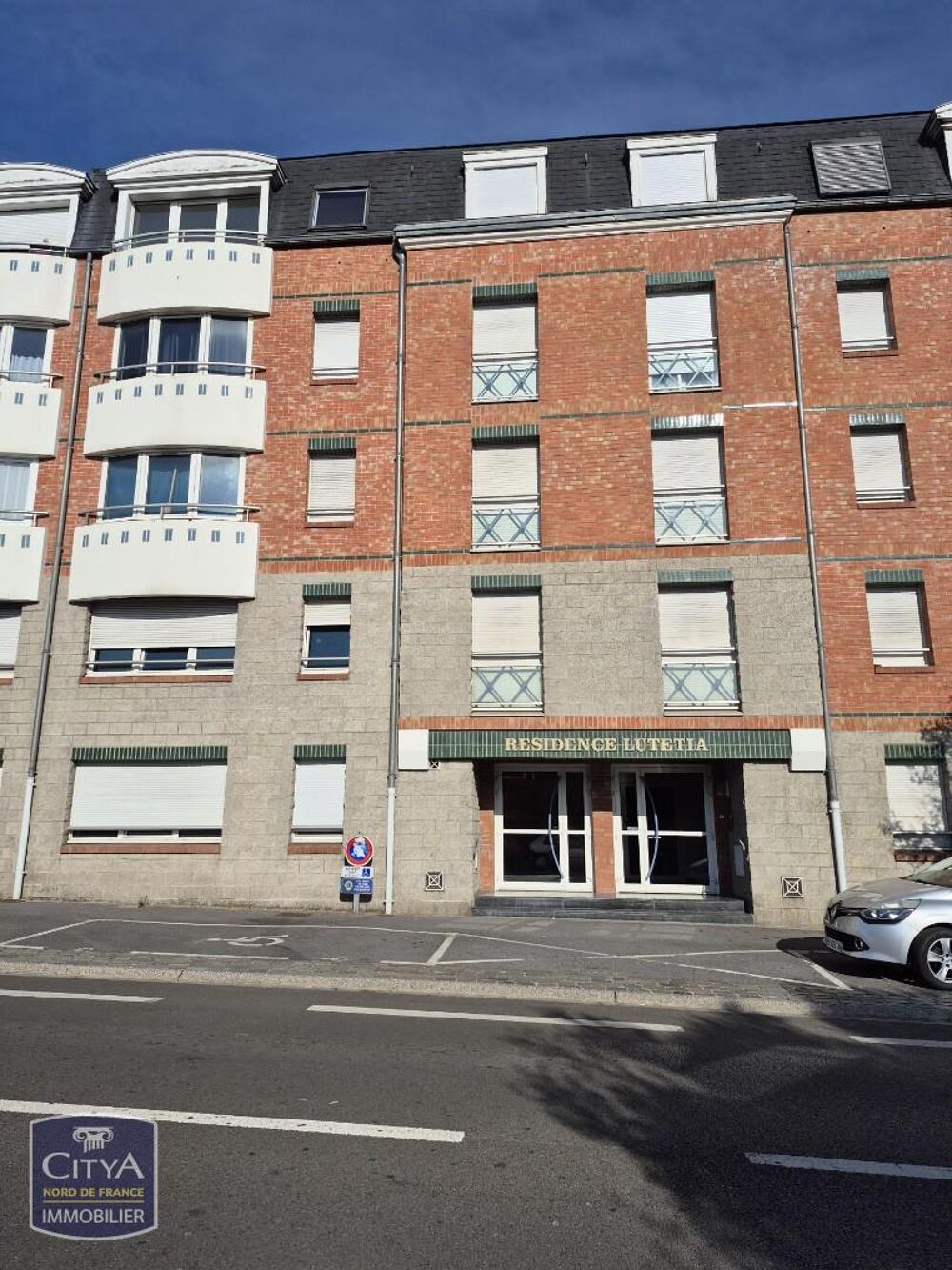 Location Appartement EN RESIDENCE SECURISEE AVEC ASCENSEUR APPARTEMENT TYPE 2 Cambrai