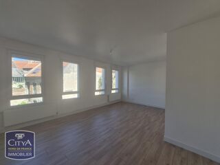  Appartement à louer 3 pièces 78 m²