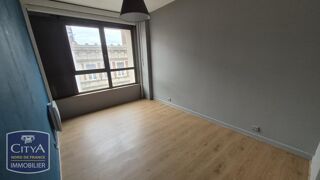  Appartement à louer 3 pièces 75 m²