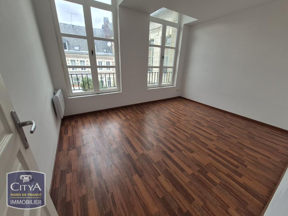 Location Appartement T2 RESIDENCE SECURISEE CENTRE VILLE Cambrai