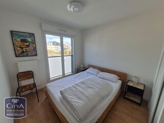  Appartement à louer 3 pièces 80 m²