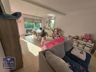  Maison à louer 4 pièces 109 m²