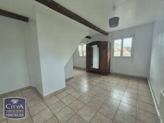  Maison à louer 5 pièces 201 m²