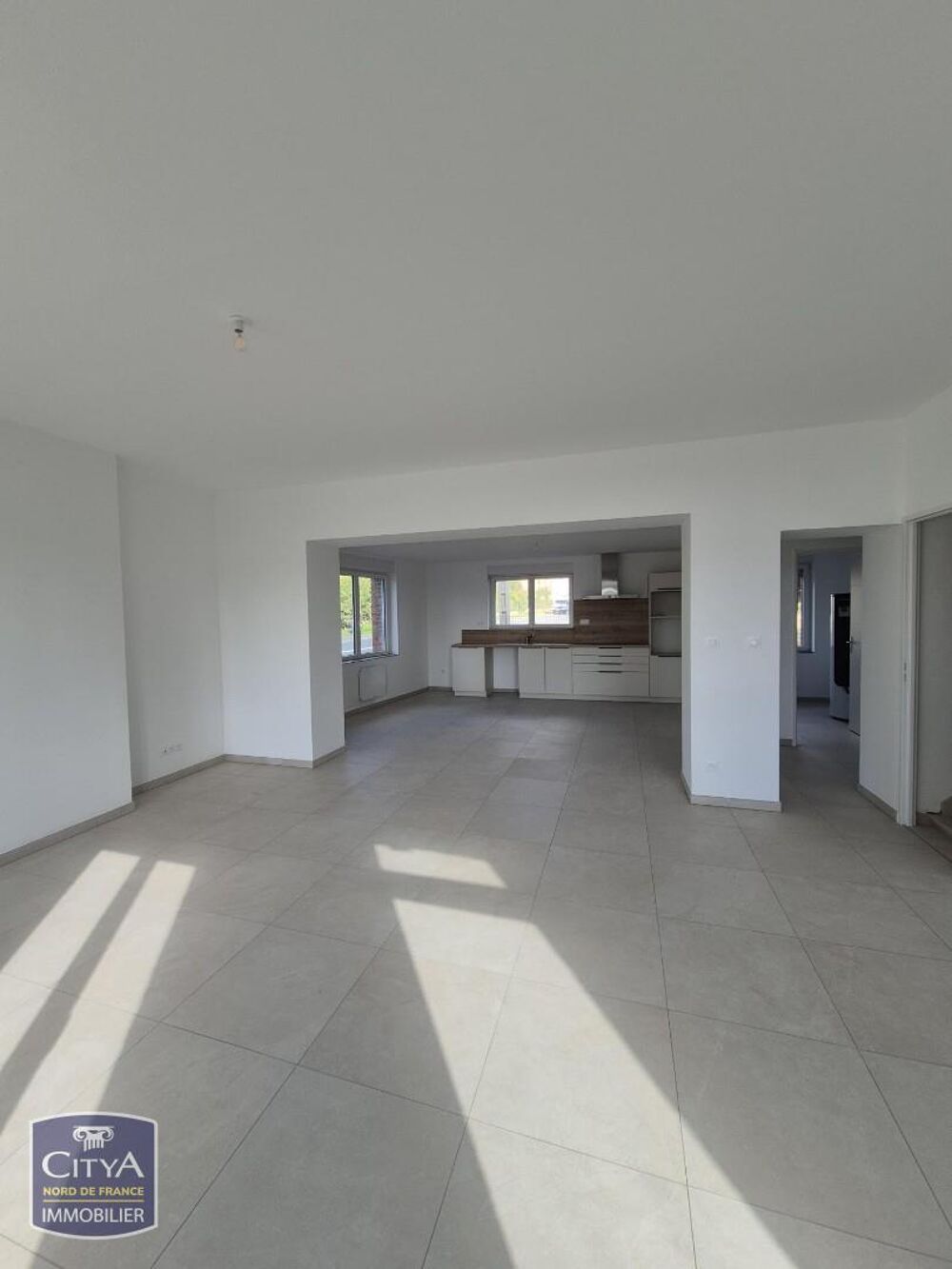Location Maison Magnifique maison de 111 m2 entièrement rénovée Nœux-les-mines