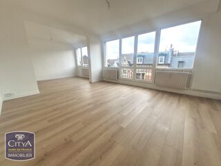  Appartement à louer 3 pièces 80 m²