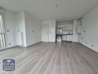  Appartement à louer 2 pièces 45 m²
