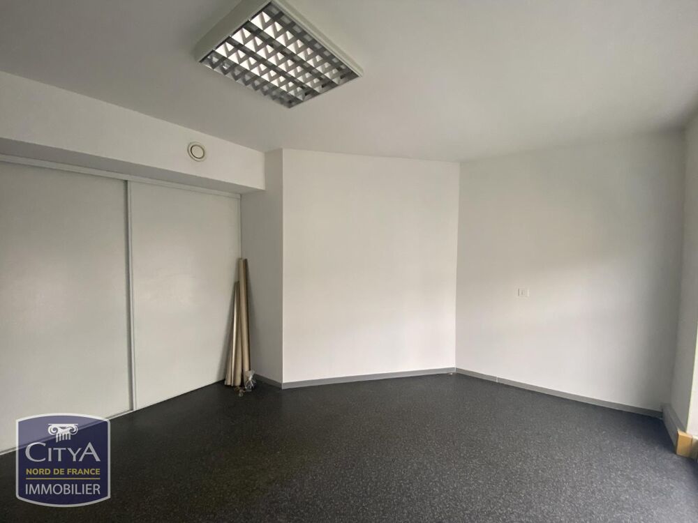   A LOUER - UN BUREAU DE 19.51M² 