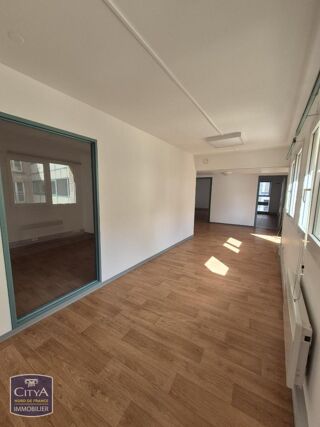   A LOUER - UN BUREAU DE 187m² Dunkerque