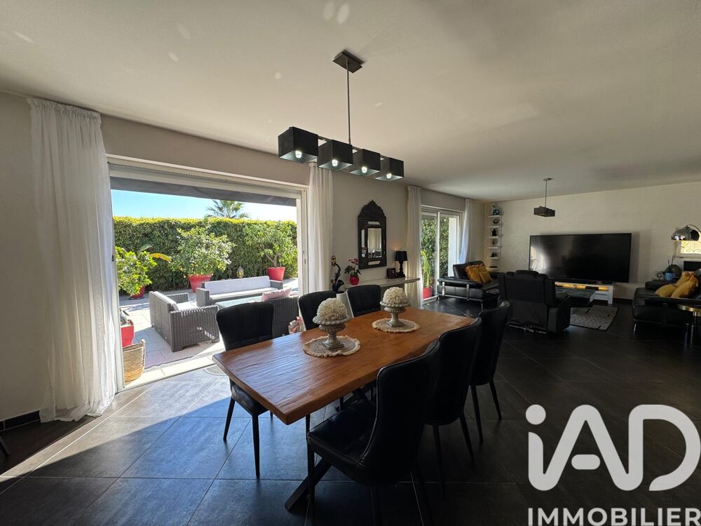 � vendre  Villa Antibes (06600)
