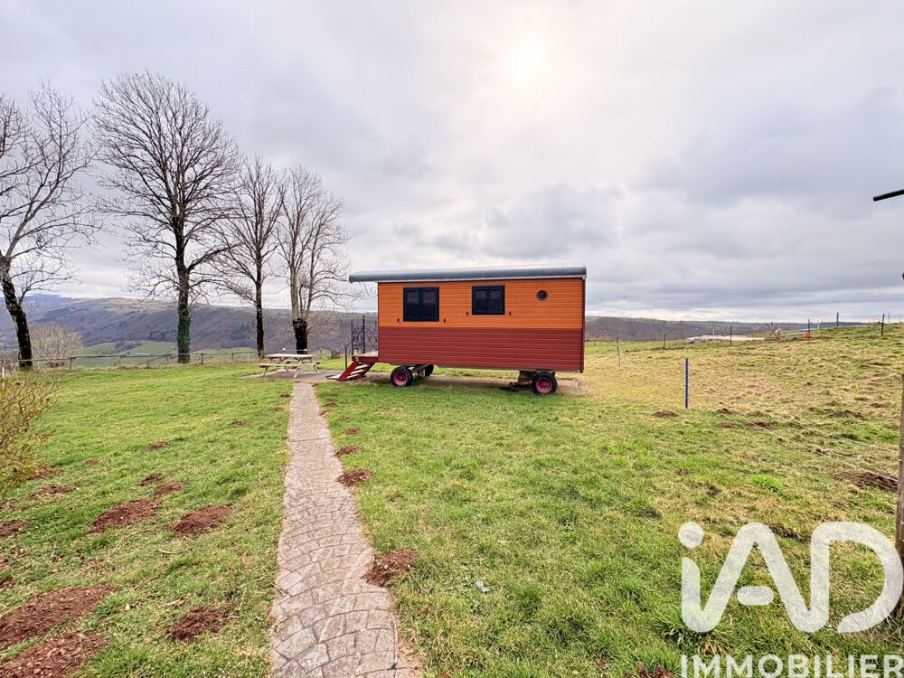 � vendre  Maison Saint-Martin-Valmeroux (15140)