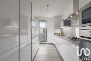  Appartement  vendre 4 pices 77 m