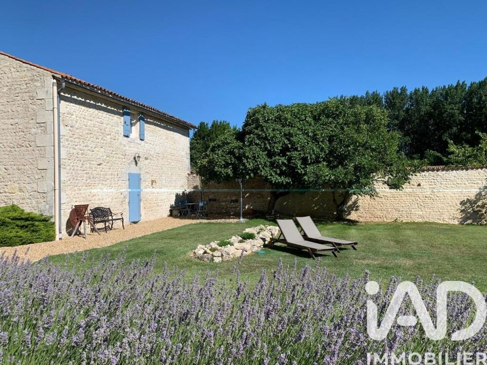 � vendre  Maison Courcelles (17400)