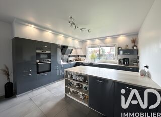  Maison � vendre 7 pi�ces 210 m�