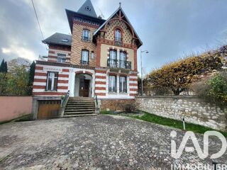  Maison � vendre 9 pi�ces 240 m�