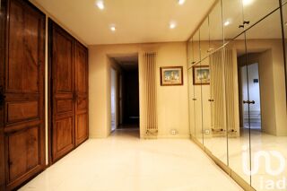  Villa � vendre 9 pi�ces 262 m�