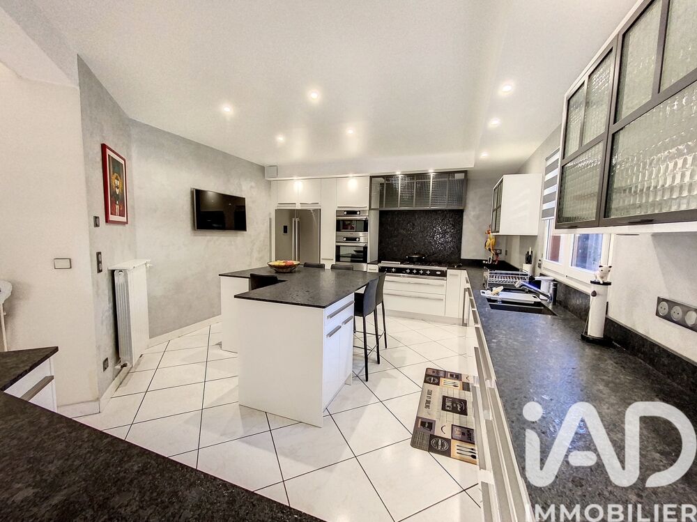 � vendre  Villa Saint-Denis (93200)