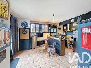  Maison  vendre 8 pices 265 m