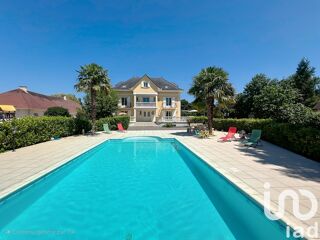  Maison � vendre 10 pi�ces 281 m�